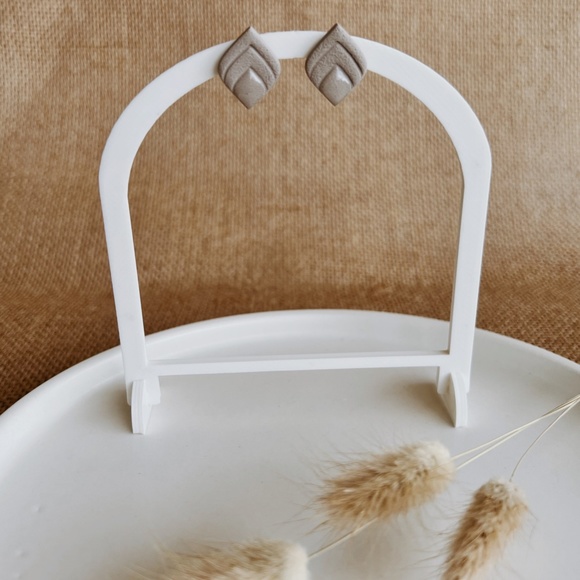 Clay Stud Earrings - Picture 3 of 4